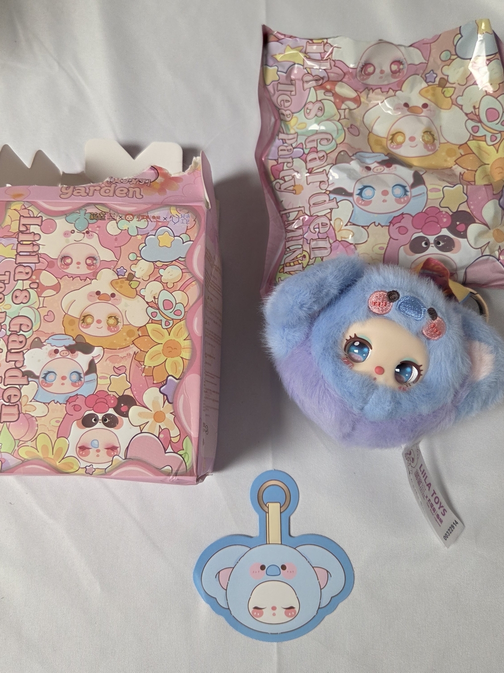 Liilas Cat Garden Tea Party - Confirmed blueberry koala (heart eyes)
